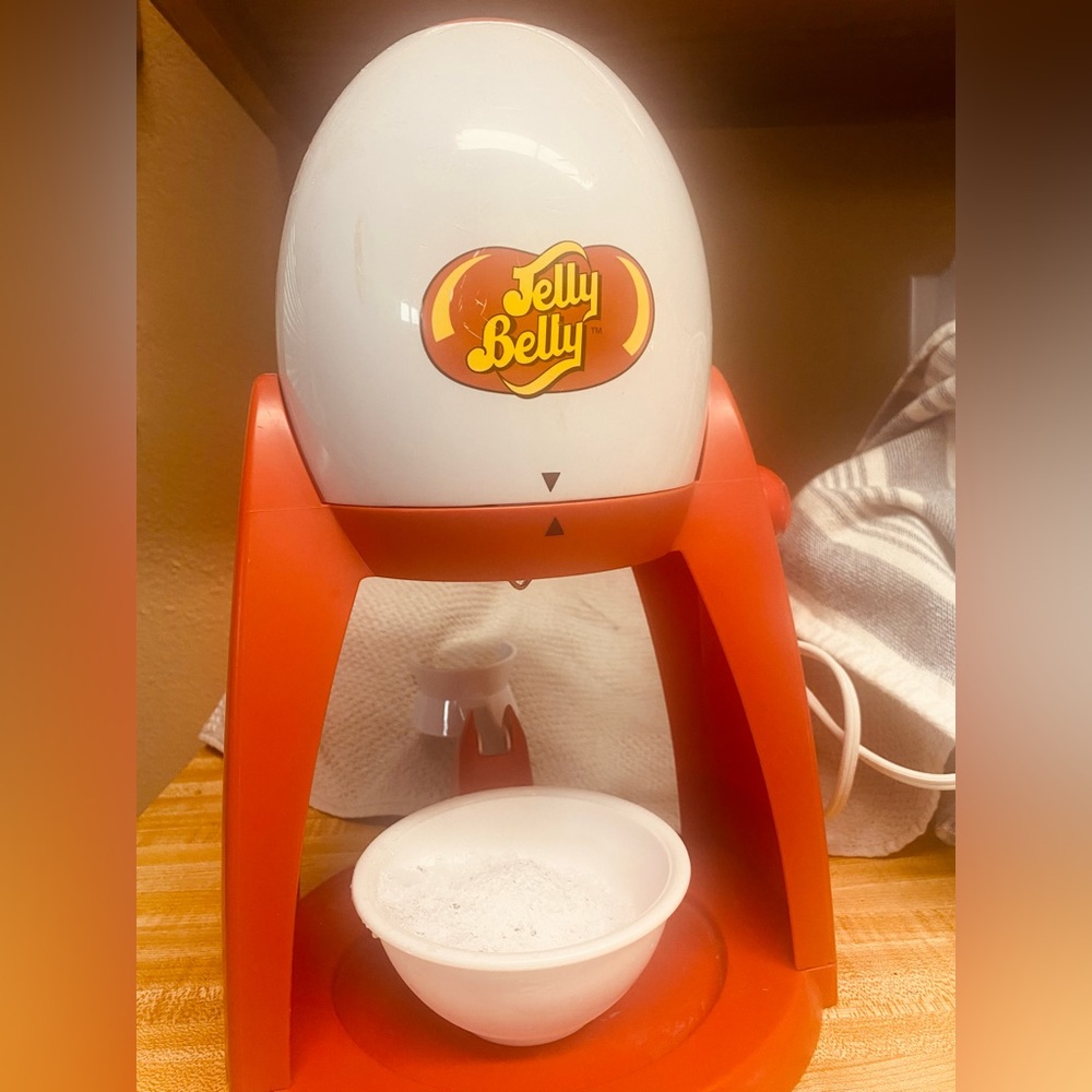 Jelly Belly Snow Cone Maker Red and White